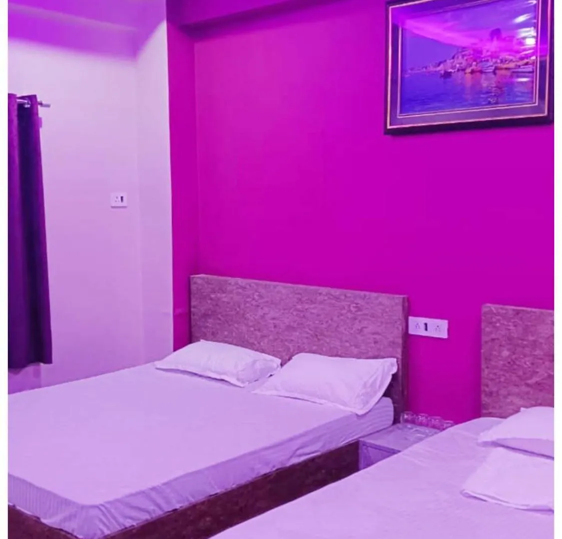 Hotel Kashi Inn Rajghat Near Kashi Vishwanath Temple & Ganga Ghat--Fully Air Conditioning Room-Freewi-Fi-Parking-Lift -Room Service- Best Hotel In Varanasi 0*,  India