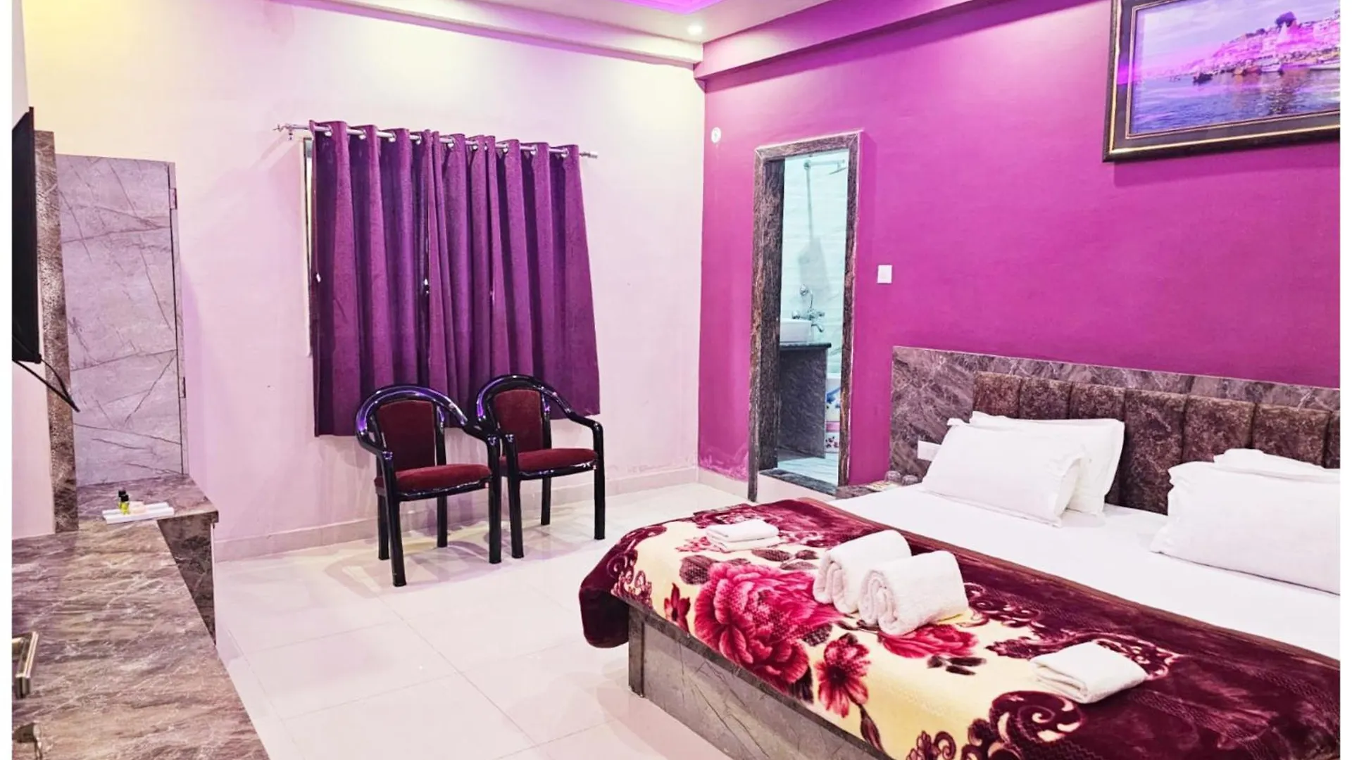 Hotel Kashi Inn Rajghat Near Kashi Vishwanath Temple & Ganga Ghat--Fully Air Conditioning Room-Freewi-Fi-Parking-Lift -Room Service- Best Hotel In Varanasi 0*,  India